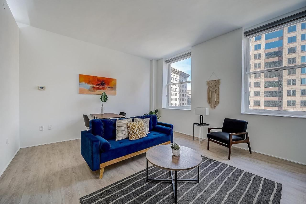 Frontdesk Lofts At 629 Euclid Downtown Cleveland Quarto foto