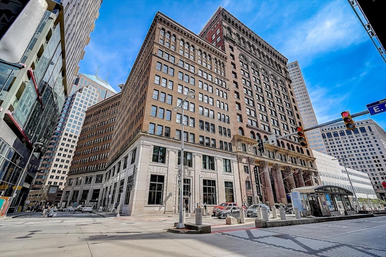 Frontdesk Lofts At 629 Euclid Downtown Cleveland Exterior foto
